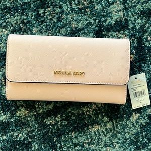 Michael Kors Blush Pink Jet Set Wallet With Gold Hardware